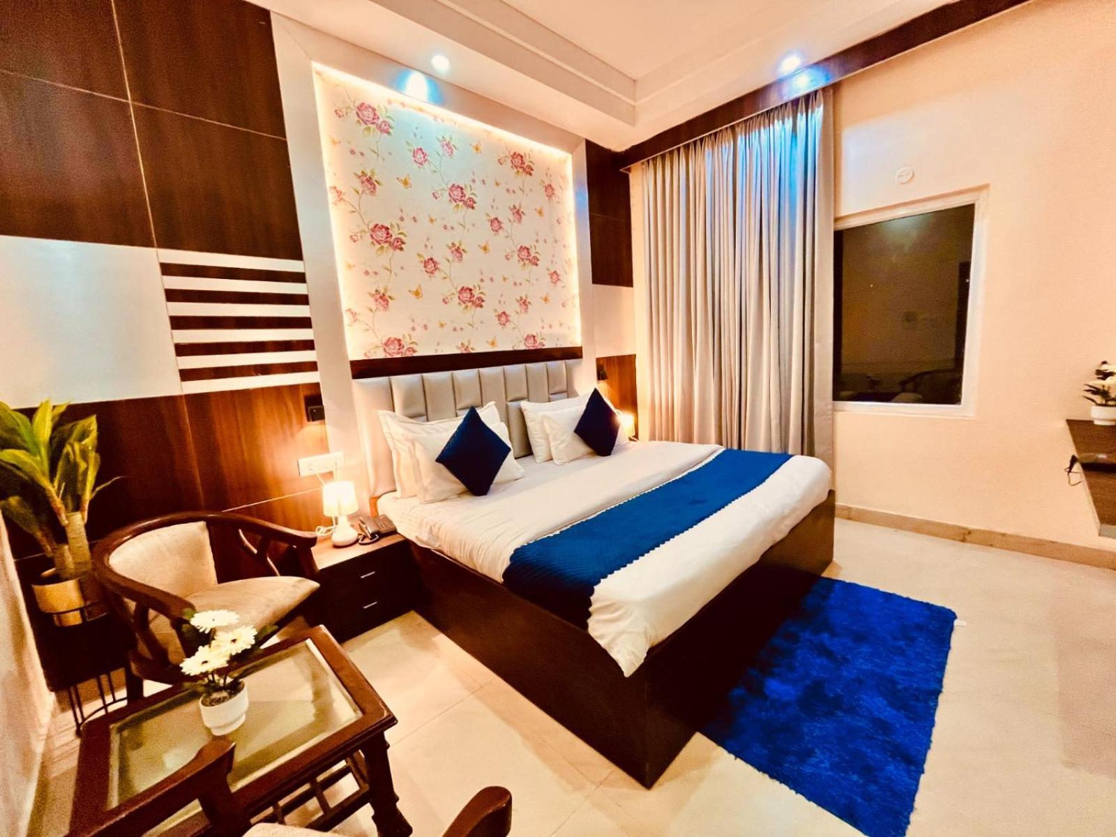Hotel Ramawati Near Ganga Ghat Haridvár Kültér fotó